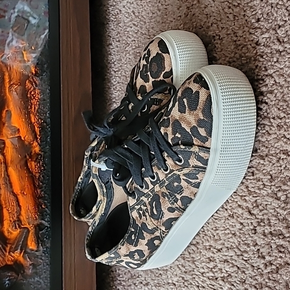 STEVE Madden cheetah sneakers Steve Madden cheetah platform sneakers leopard - Picture 8 of 14